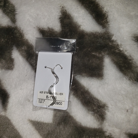 Curled Wire Ear Threads 925 Sterling Silver ear rings - Picture 2 of 3